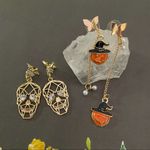 Halloween Skull and Pumpkin Fashion Earrings Bundle Gold Photo 0