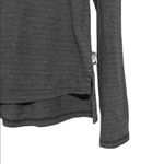 The North Face Women's Top Shirt Long Sleeve Gray Classic Pullover Size Small Photo 3