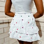 Swank Company White Daisy Skirt Photo 1