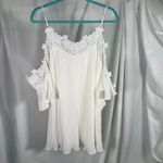 The Clothing Company  White Pleated‎ Lace Cold Shoulder Dress M Romantic Bridal Photo 11