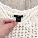 H&M white loose knot pullover sweater size S Photo 5