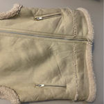 Joie  faux suede and Sherpa lined zip vest size small Photo 8