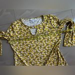 Nine West  Women’s Slit Neck Long Sleeve Top yellow black white floral S Photo 14