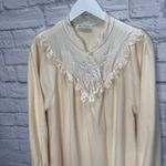 Vintage Miss Elaine Long Sleeve Fleece Nightgown Beige 1/2 Zip Ruffle Size M Size M Photo 3