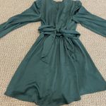 EXPRESS  Dress Womens Small Emerald Green Vneck Long Sleeve Knee Holiday Casual Photo 2