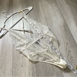 Victoria's Secret  Bodysuit lace sheer plunge womens Cream (xsmall) feminine sexy Photo 5