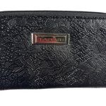 Tahari  Black Floral Embossed Leather Double Zipper Wallet 8x4”‎ Photo 2