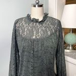 Cable & Gauge  Green Lace Mock Neck Blouse Long Sleeve Size Large Nwt Photo 2