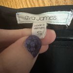 Ava James  top Photo 1
