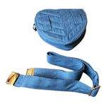 Fashion Statement Womens Crossbody Bag Denim Heart Shape Pewter Gold Chain Strap Blue Photo 8