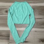 Gymshark Vital Pistachio Seamless Long Sleeve Crop Top Athletic Women’s XS Photo 2