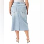 Jessica Simpson  Light Blue Denim Midi Skirt with Raw Him Womens 18 Plus Size Photo 1
