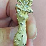 Vintage AJC Goldtone Vogue Model Style Woman in Sunglasses Pin Brooch signed Photo 1