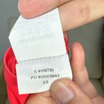 Vuori  Long Sleeve Crush Rashguard Size XS Photo 7