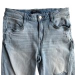 Vera Wang  distressed Boyfriend Cropped Denim Jeans Light Blue Size 8 Mid Rise Photo 1