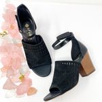 Isola Lesley Leather Peep Toe Sandals Black Sz 7 Photo 1