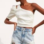 ZARA NWT  Off-shoulder Top Photo 0