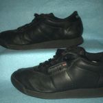 Reebok Classic black leather size 9 1/2 narrow Photo 0