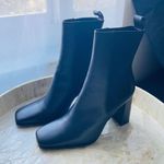 ZARA  Heeled Leather Ankle Boots  Photo 1