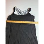 Lululemon  Workout Tank Top Black‎ Striped Built In Bra Size 4 Criss Cross Back Photo 2