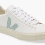 VEJA  Women's White and Light Green Sneakers Photo 0