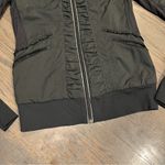 Lululemon Run Women’s Back on Track Jacket Size 4 Black Photo 5