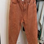 Dee Elly Jeans Photo 0