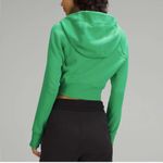 Lululemon ၆၅Scuba Full-Zip Cropped Hoodie - Green Punch Photo 1