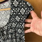 Boden Margot Scoop Neck Jersey Dress
Black White. Size 6. Black Photo 5