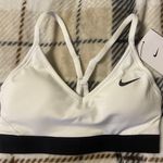 Nike White Sports Bra Photo 0