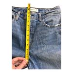 Abercrombie & Fitch  High Rise Mom Jeans in a medium wash Size 28 (6) Photo 5