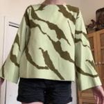 TWO TWENTY FIVE Green Patterned bell sleeve Women's Sweater Size large Photo 0
