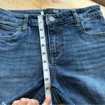 Kut From The Kloth Gidget Mid Rise Fray Denim Shorts, NWOT, Size 0 Photo 3