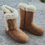 G.H. Bass & Co. Suede Faux Fur Lined Boots Brown 8/ 8.5 Photo 2