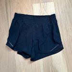 Lululemon  shorty Hot High Rise Lined Short 4” Photo 2