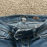 Silver Jeans  Photo 2