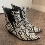 Pretty Little Thing Cowgirl Booties Photo 0