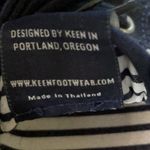 Keen  Elsa III Canvas Shoes Size 6.5 Photo 8