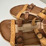 Earth Brand Earth Shoe Esteem Leather Sandals Tan Size 9 Photo 7