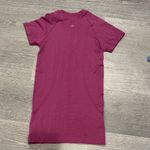 Lululemon Women's Purple Swiftly Tech  athletica Top Photo 1