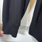 Torrid  Classic Fit Black Long Sleeve V-Neck Shirt Size 2 EUC #1370 Photo 1