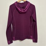 Marmot  Full Zip Hooded Jacket Purple Quilted Lightweight Women's Size Medium Photo 1