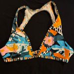 Eidon Like New  Womens Rooney Fixed Triangle Bikini Top with Keyhole Back Photo 2