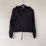 Lululemon Catch a Breeze Pullover 8 Black Photo 1