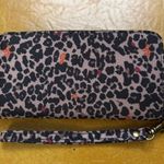 Travelon Women's Wallet Brown Leopard Print Photo 1