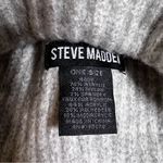 Steve Madden NWT Heather Gray Knit Pom Beanie Photo 5