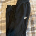 Nike Women’s Black Sweatpants Joggers Photo 0