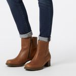 Timberland  Women's Brown Leather Boots size 6 Photo 0