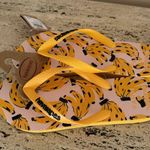 Farm Rio Havaianas x Cheetah Bananas Flip Flop. Size 9/10 Photo 9