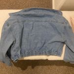Boohoo Cropped Jean Jacket💙🖤 Photo 3